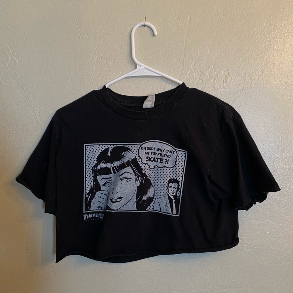medium cropped thrasher t shirt